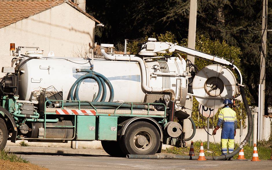 société de débouchage canalisation Courdimanche